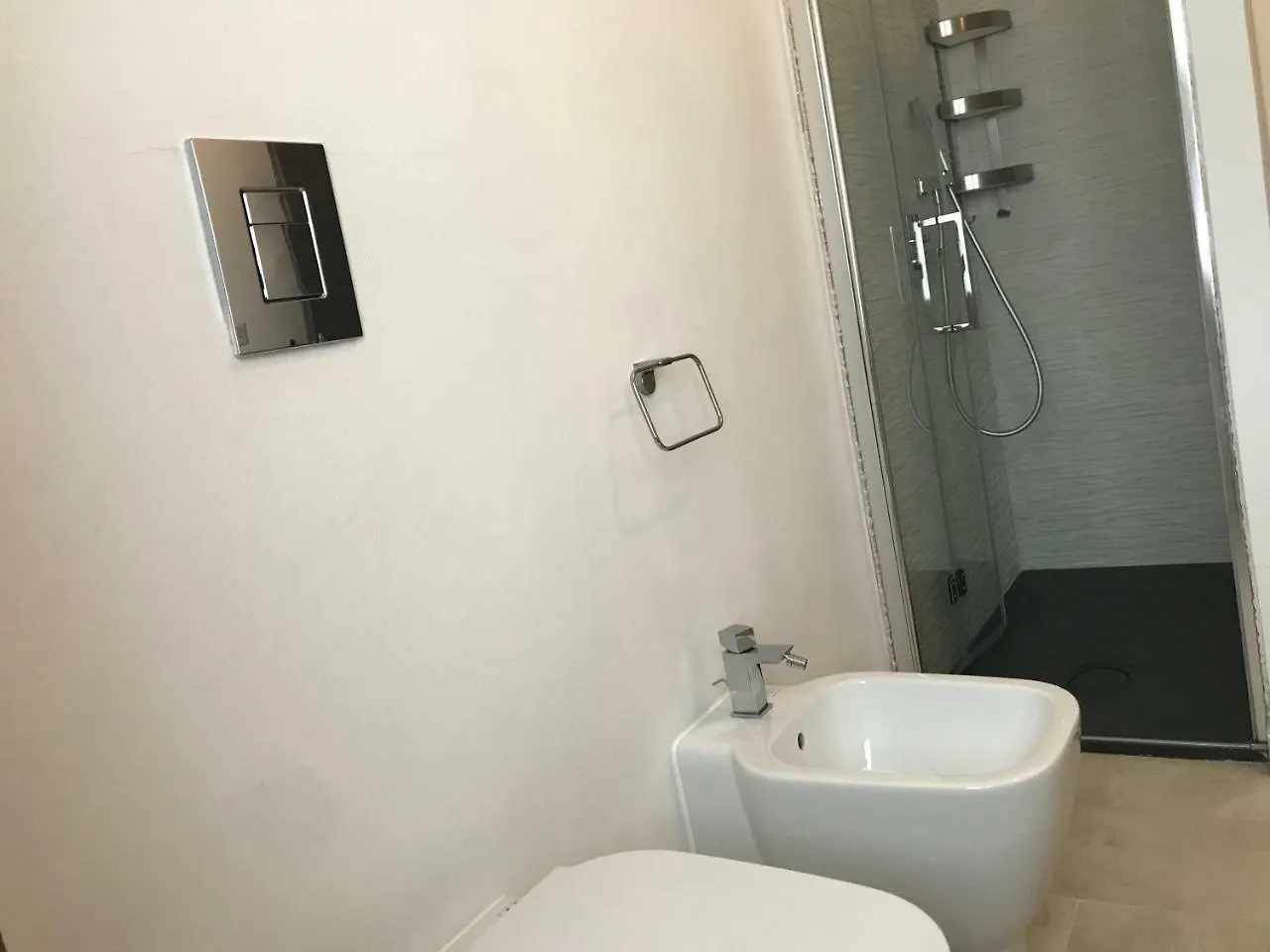 Kibilu - Viale Misurata Hotel Milan Italy